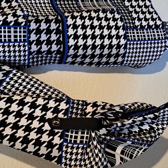 Notations xl button down tunic with a fun stylish print. - Picture 6 of 13